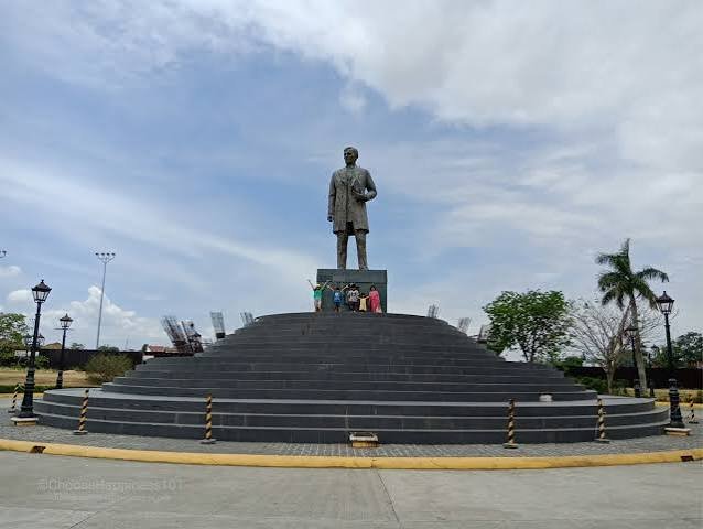 Jose Rizal Monument